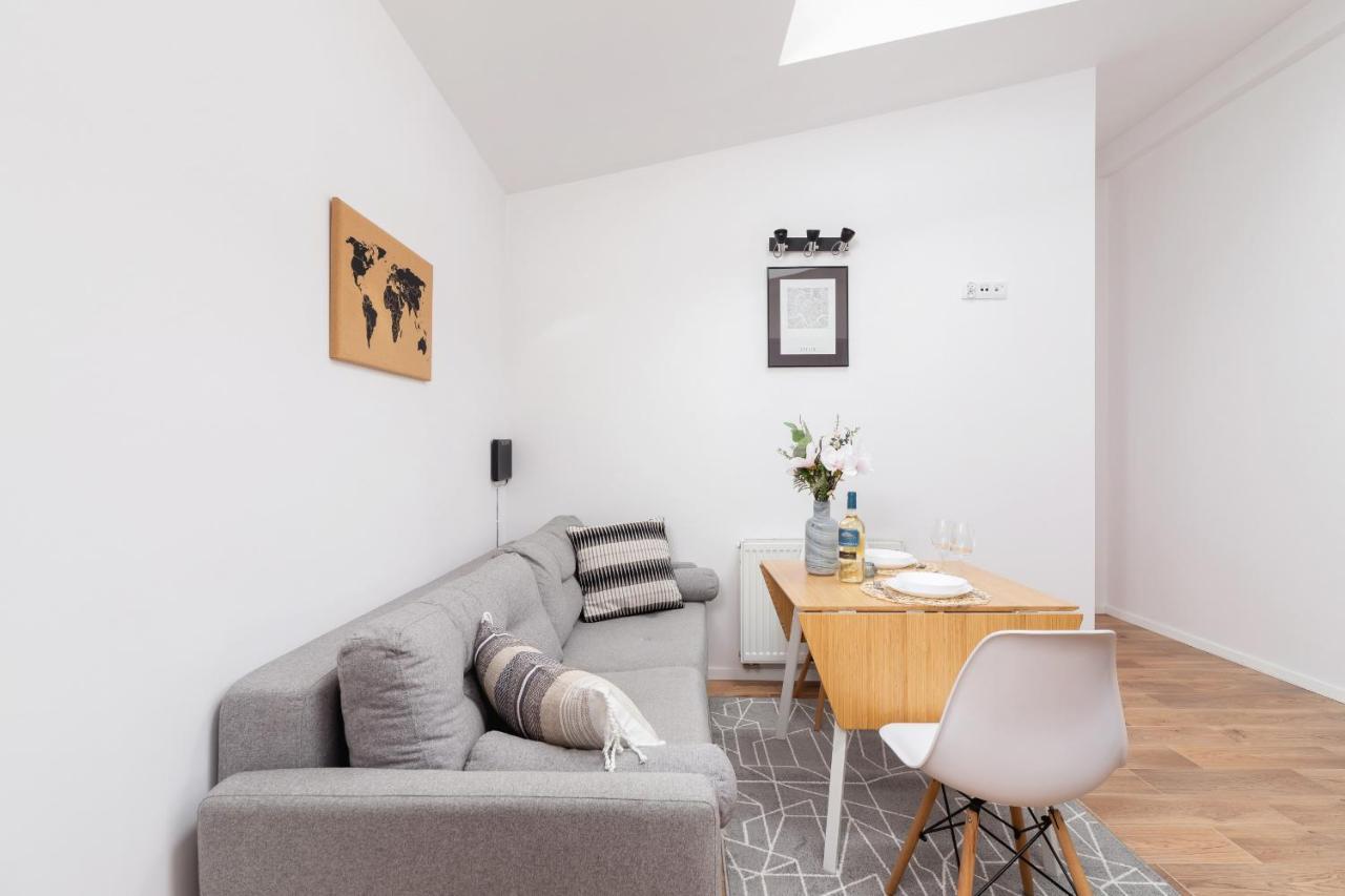 Radziwillowska Apartment Cracow Planty By Noclegi Renters كراكوفيا المظهر الخارجي الصورة